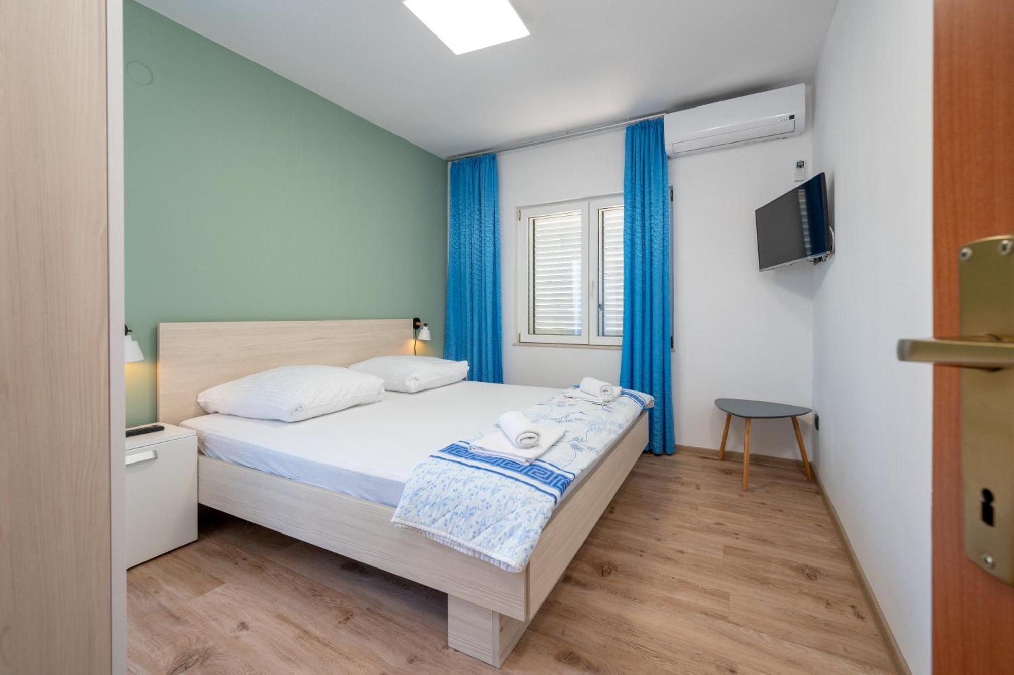 Apartments Zdravko Trogir Exterior foto