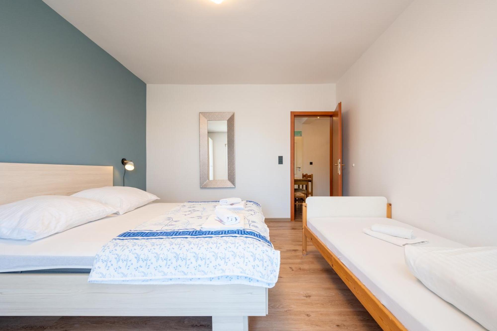 Apartments Zdravko Trogir Exterior foto