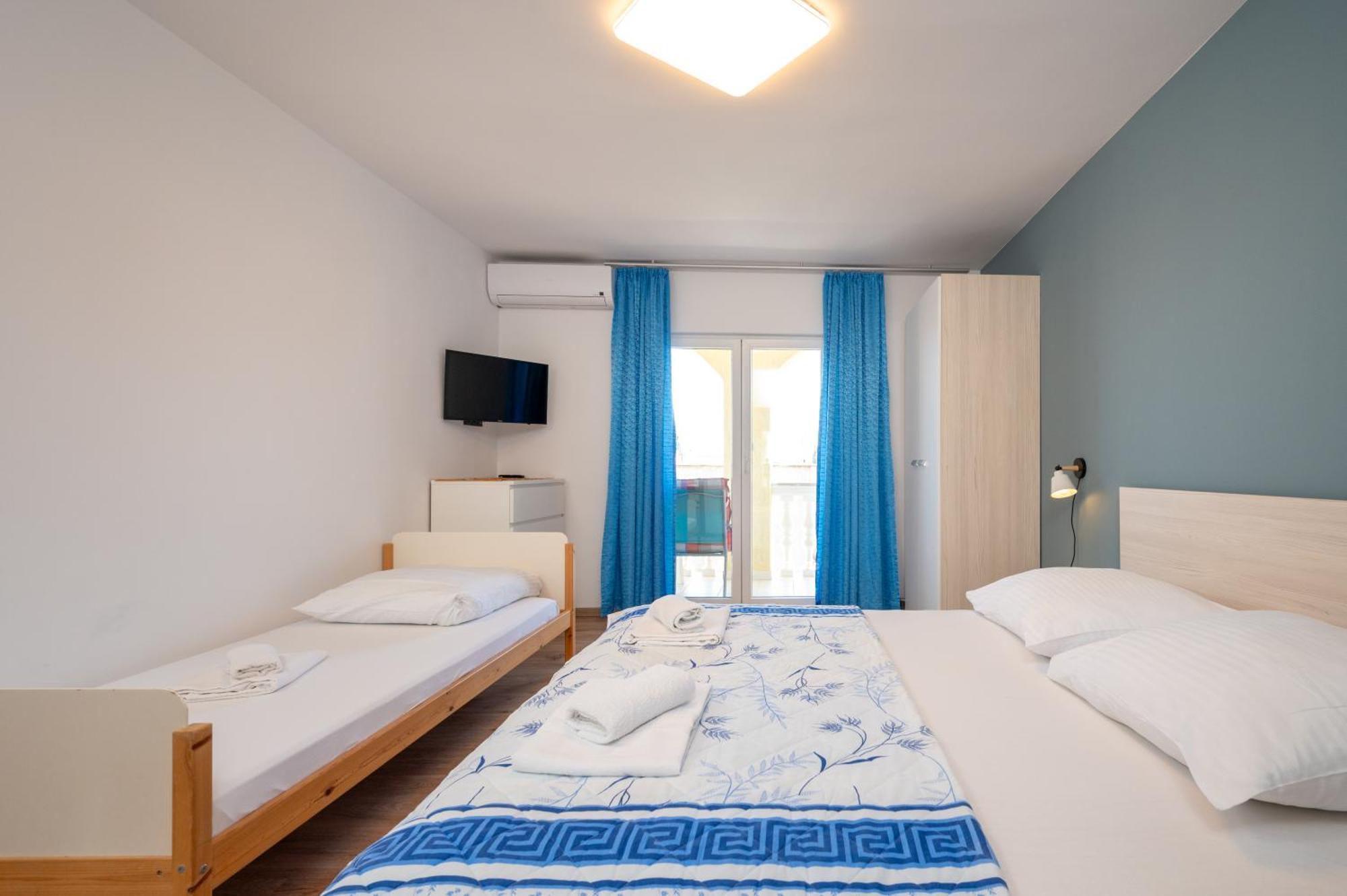 Apartments Zdravko Trogir Exterior foto