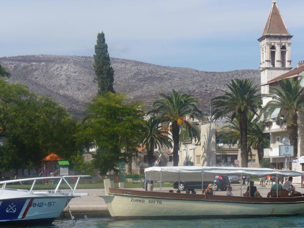 Apartments Zdravko Trogir Exterior foto