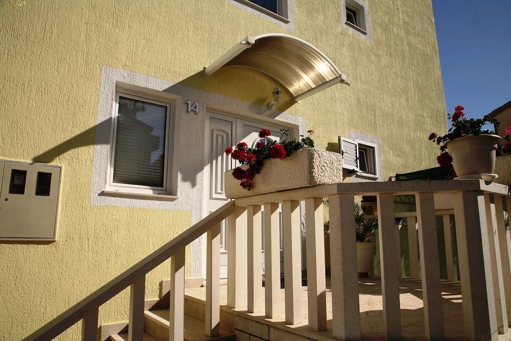 Apartments Zdravko Trogir Exterior foto